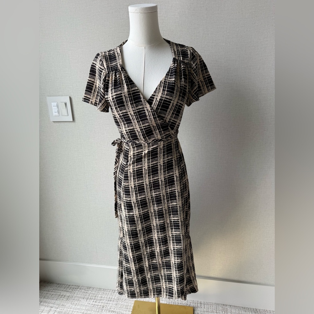 Diane Von Furstenberg Black and Cream Plaid Wrap Midi Dress